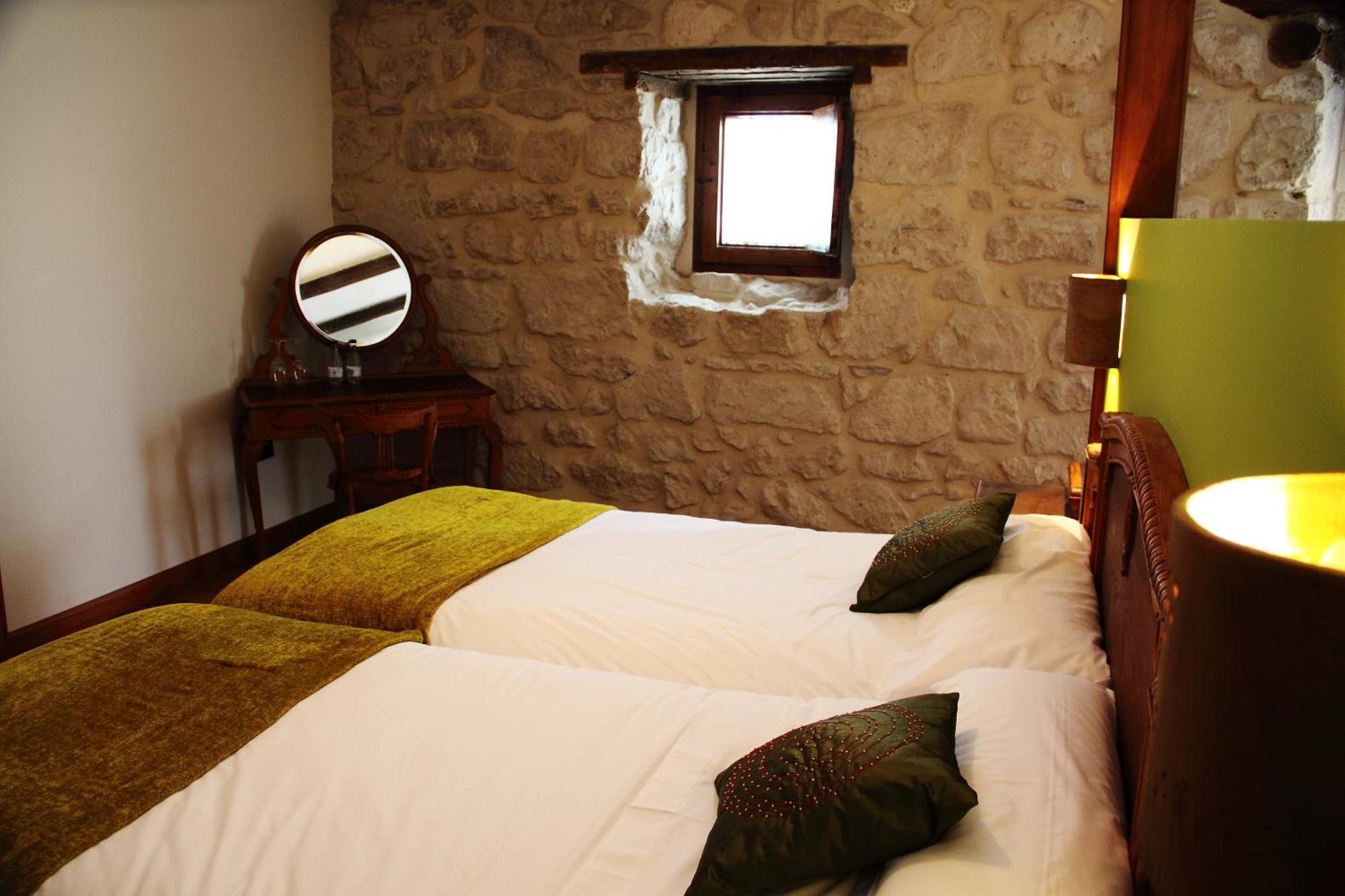 Concejo Hospederia Hotel Valoria la Buena Bagian luar foto