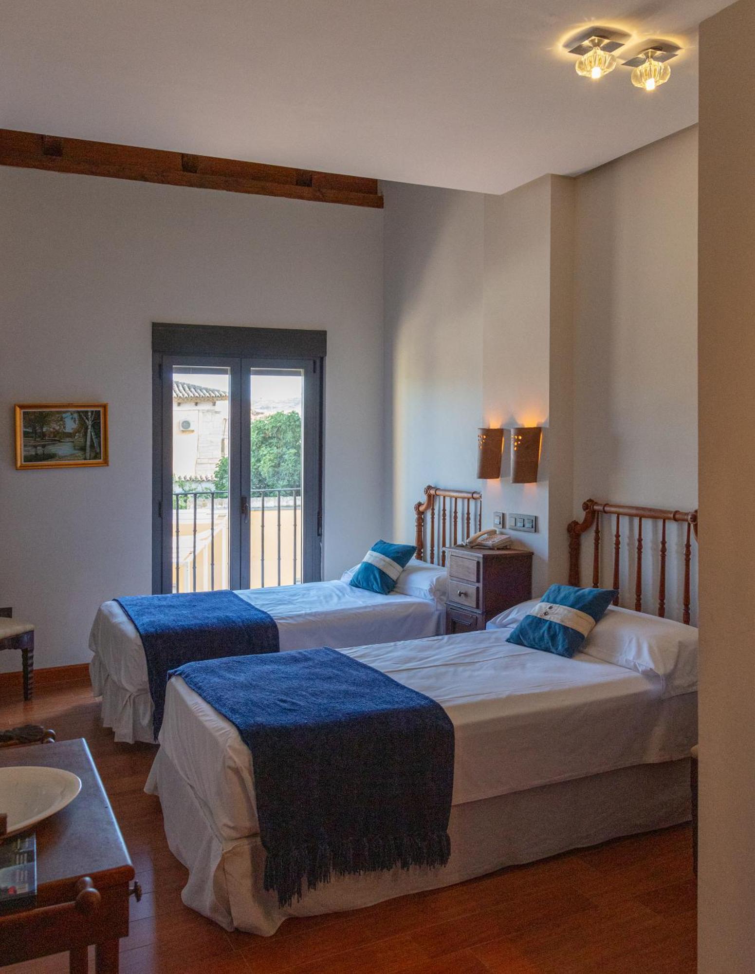 Concejo Hospederia Hotel Valoria la Buena Bagian luar foto