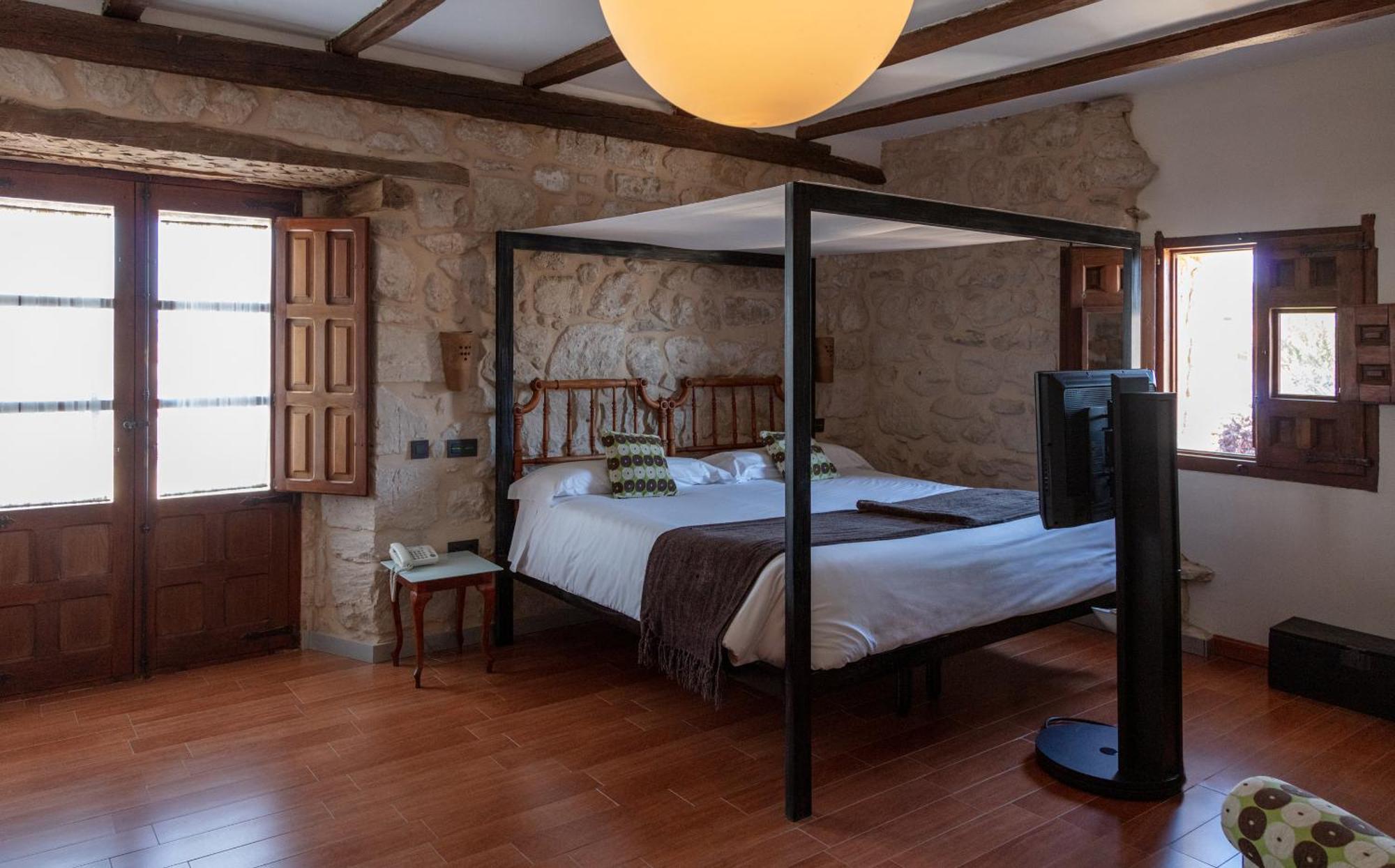 Concejo Hospederia Hotel Valoria la Buena Bagian luar foto