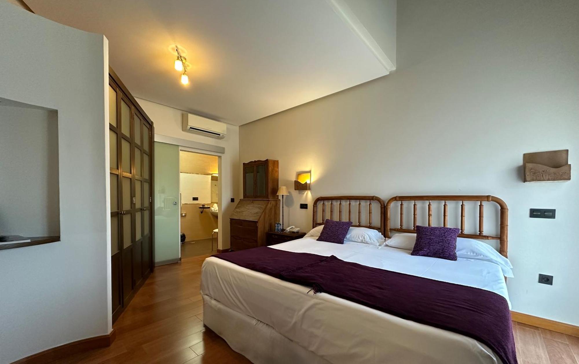 Concejo Hospederia Hotel Valoria la Buena Bagian luar foto